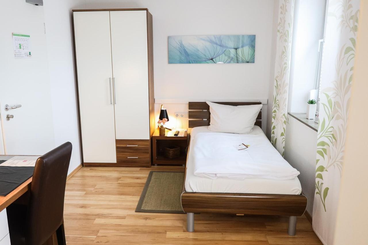 Gaestehaus Zur Linde Ingolstadt Buitenkant foto